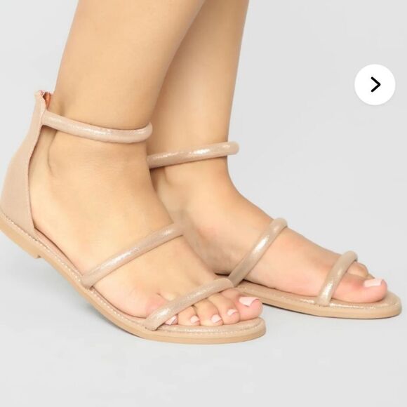 Bamboo Rose Gold Gladiator Glam Sandals - Picture 1 of 6